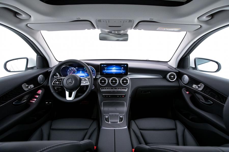 Торпедо Mercedes-Benz GLC220 d 4Matic (X253) 2019 года  (LA) (фото 32 из 35)